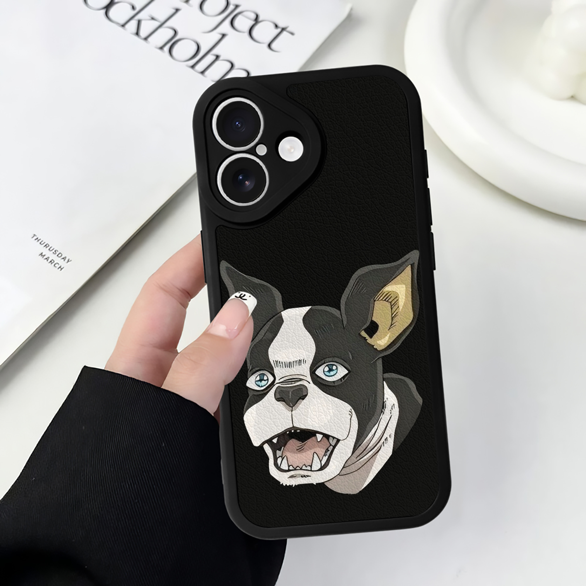 （画像用） ジョジョの奇妙な冒険 イギー JoJo's Bizarre Adventure Iggy 【iPhone 16シリーズ対応】シリコンスマホケース（レザー調） 材質：シリコン